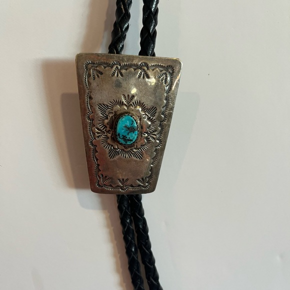 Vintage Lloyd Oliver Sterling Silver and Turquoise Bolo Tie - Picture 1 of 5